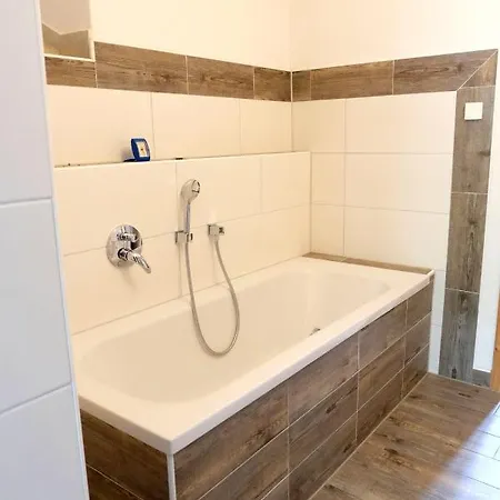 Toscana Am Berzdorfer Апартаменты Jauernick-Buschbach